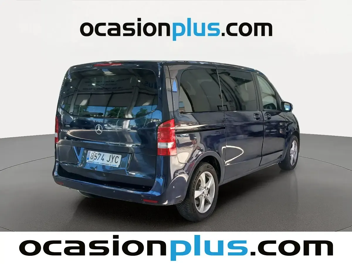 Usado Mercedes V200 136 CV (100 kW) 2017 Azul Monovolumen