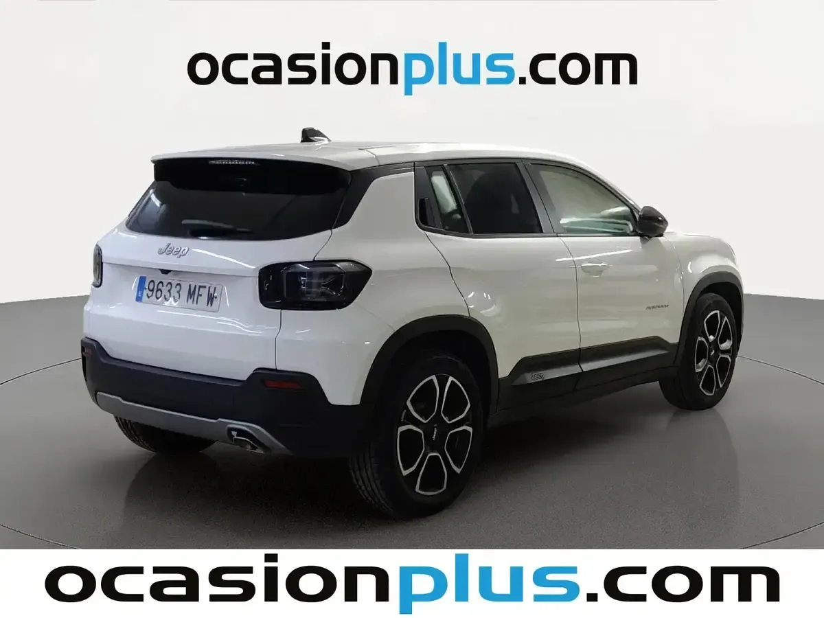Usado Jeep Avenger Summit 100 CV (73 kW) 2023 Blanco SUV
