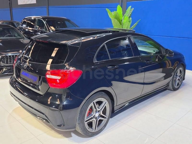 Begagnad Mercedes A200 AMG line 136 HK (100 kW) 2015 Svart Sedan