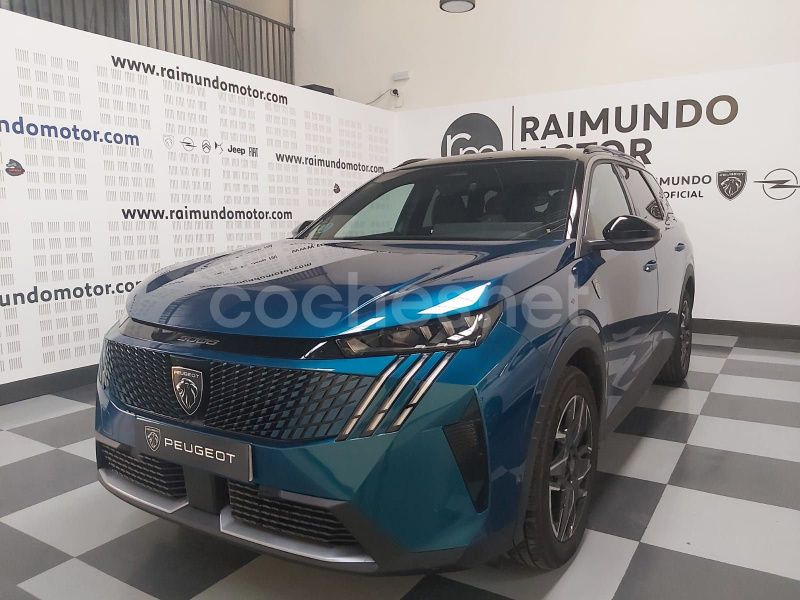 Blanco Usado 2024 Peugeot 5008 GT Monovolumen | 37.890 € (Un poco caro) - Imagen 1/4