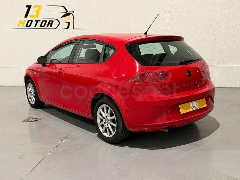 Usado Seat Leon Copa 105 CV (77 kW) 2012 Rojo Berlina