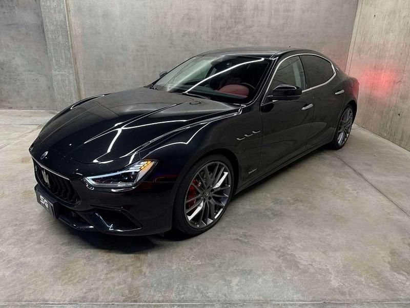 Usado Maserati GranSport 275 CV (202 kW) 2018 Negro Coupe
