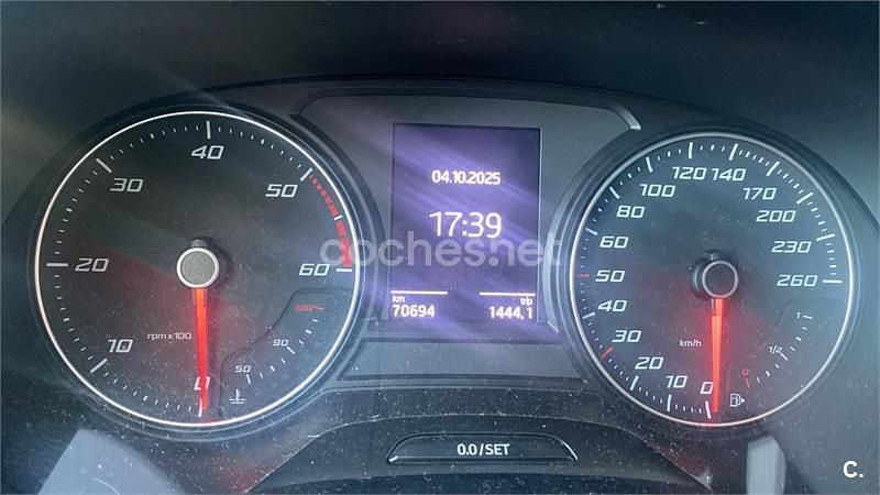 Gris / plata Usado 2016 Seat Leon CONNECT Berlina | 12.800 € (Precio justo) - Imagen 1/4