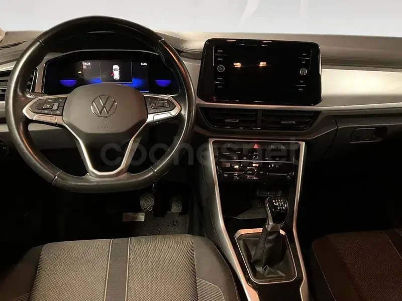 Usado VW T-Roc Life 115 CV (84 kW) 2023 Negro SUV