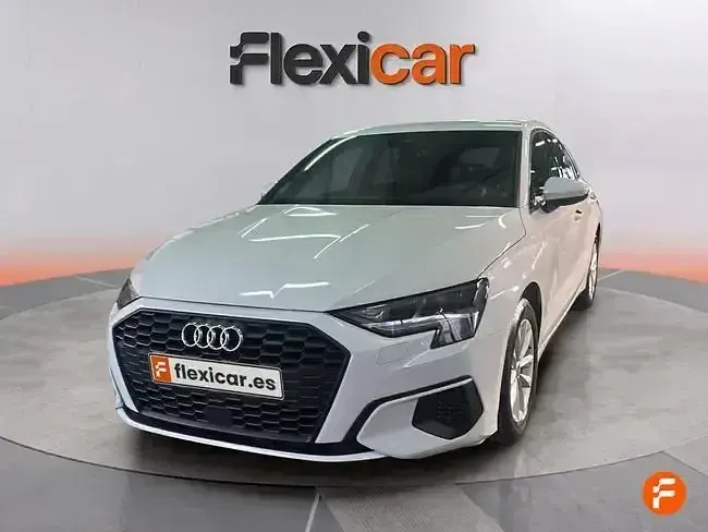 Usado Audi A3 Sportback 110 CV (80 kW) 2023 Blanco Utilitario