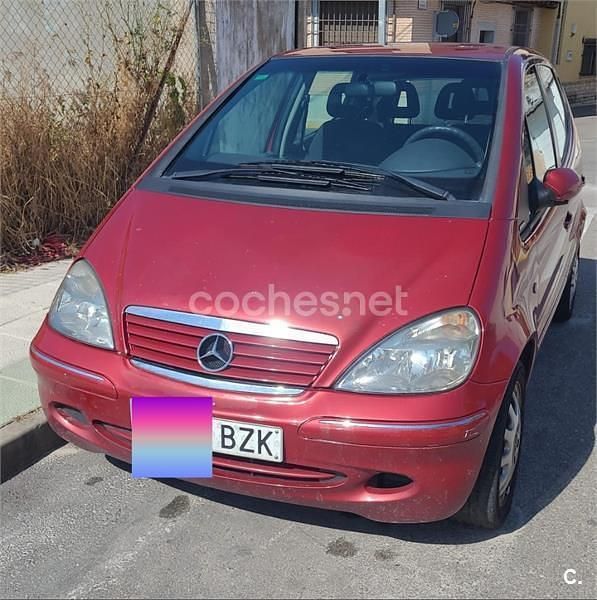 Rojo Usado 2002 Mercedes A170 Avantgarde Monovolumen | 2000 € (Precio justo) - Imagen 1/4