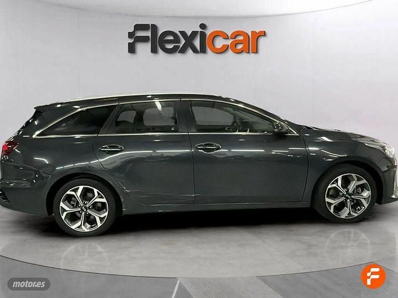 Usado Kia Ceed 141 CV (103 kW) 2021 Gris Utilitario