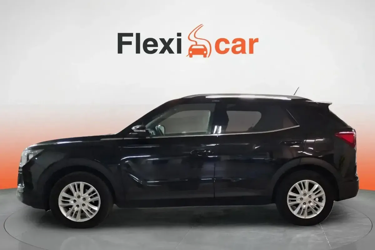 Usado SsangYong Korando 163 CV (119 kW) 2020 Negro