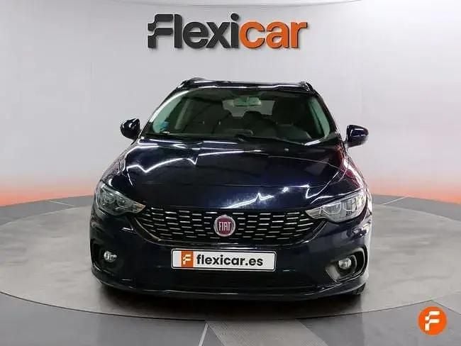 Usado Fiat Tipo Easy 120 CV (88 kW) 2018 Azul Berlina