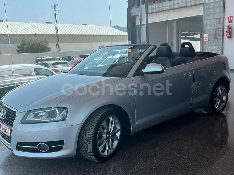 Gris / plata Usado 2011 Audi A3 Cabriolet Ambition Descapotable | 11.000 € (Precio justo) - Imagen 1/4