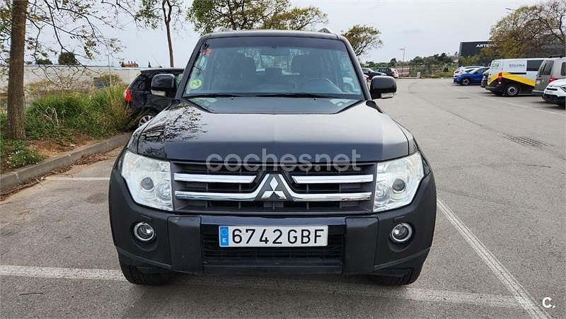 Usado Mitsubishi Montero 170 CV (125 kW) 2008 Negro SUV