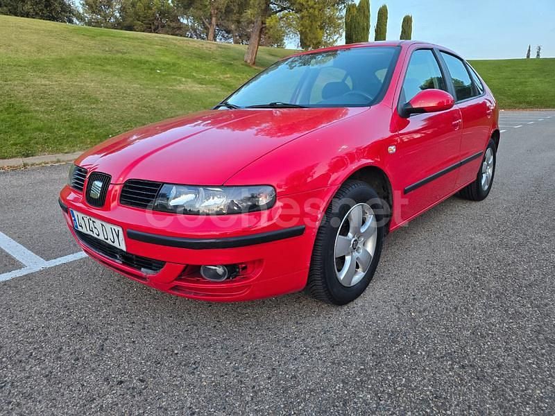 Rojo Usado 2005 Seat Leon Stella Berlina | 4500 € (Precio justo) - Imagen 1/4