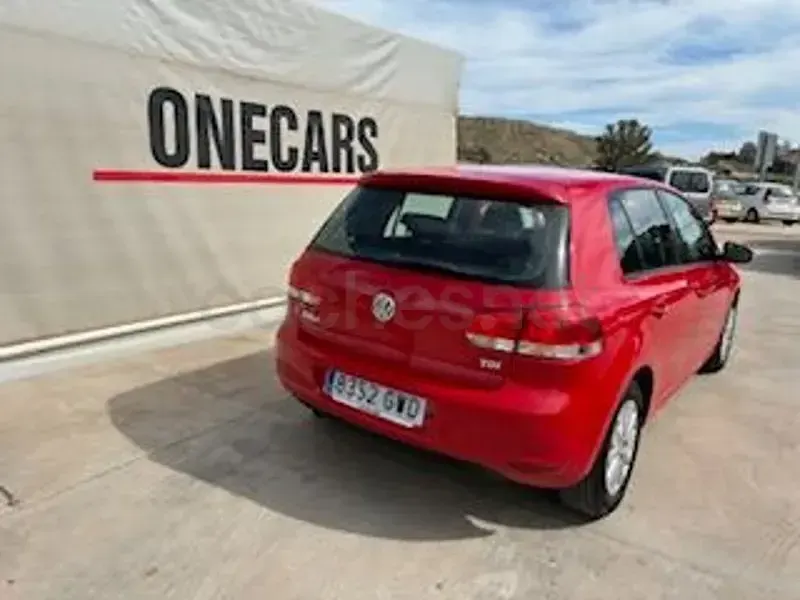 Usado VW Golf VI Advance 105 CV (77 kW) 2010 Rojo Utilitario