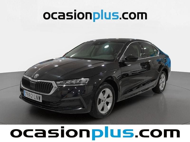 Negro Usado 2021 Skoda Octavia Ambition Berlina | 16.955 € (Super precio) - Imagen 1/4