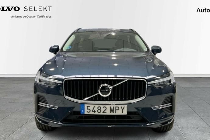 Begagnad Volvo XC60 Core 197 HK (144 kW) 2024 Blå SUV