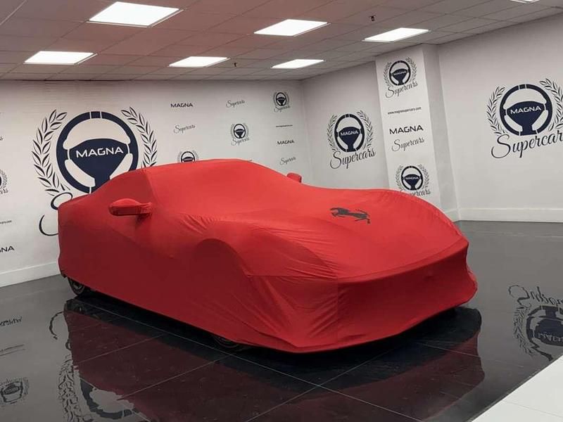 Usado Ferrari 812 842 CV (619 kW) 2023 Negro Coupe