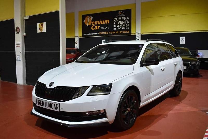 Blanco Usado 2020 Skoda Octavia Style Familiar | 22.790 € (Precio justo) - Imagen 1/4