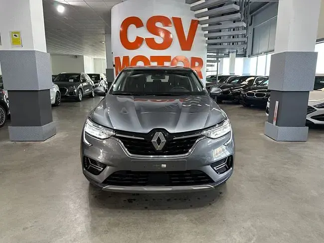 Usado Renault Arkana Evolution 145 CV (106 kW) 2024 Gris SUV