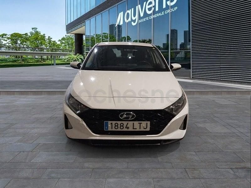 Usado Hyundai i20 100 CV (73 kW) 2021 Blanco Berlina
