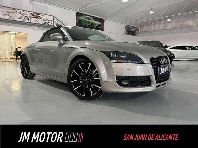 Usado Audi TT 200 CV (147 kW) 2009 Gris Coupe