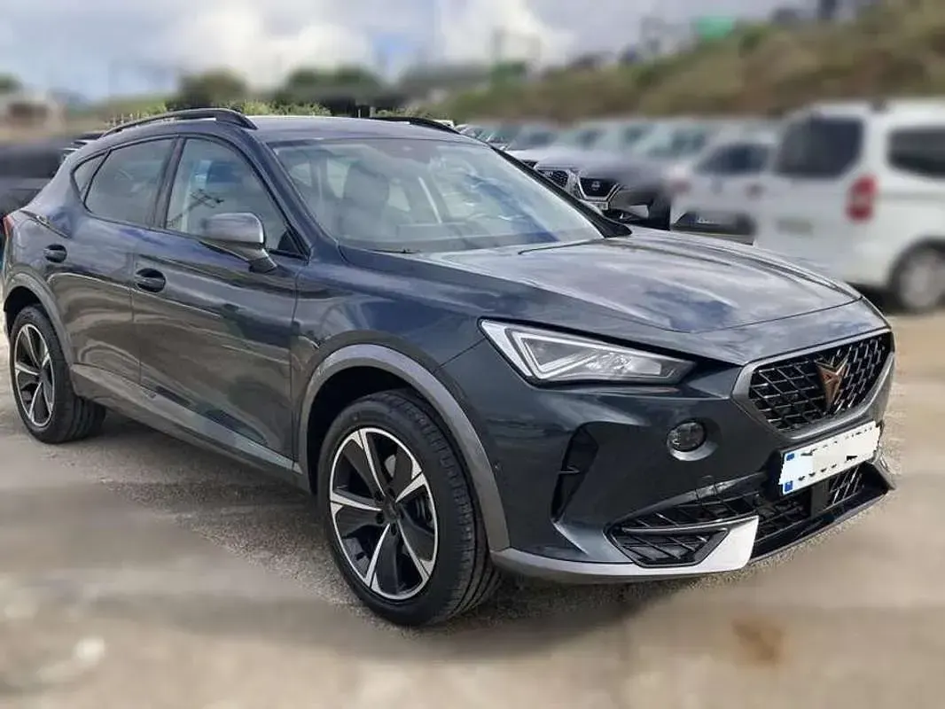 Usado Cupra Formentor 150 CV (110 kW) 2024 Gris SUV