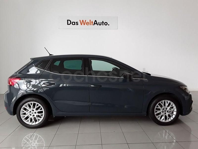 Usado Seat Ibiza XCELLENCE 115 CV (84 kW) 2025 Azul Utilitario