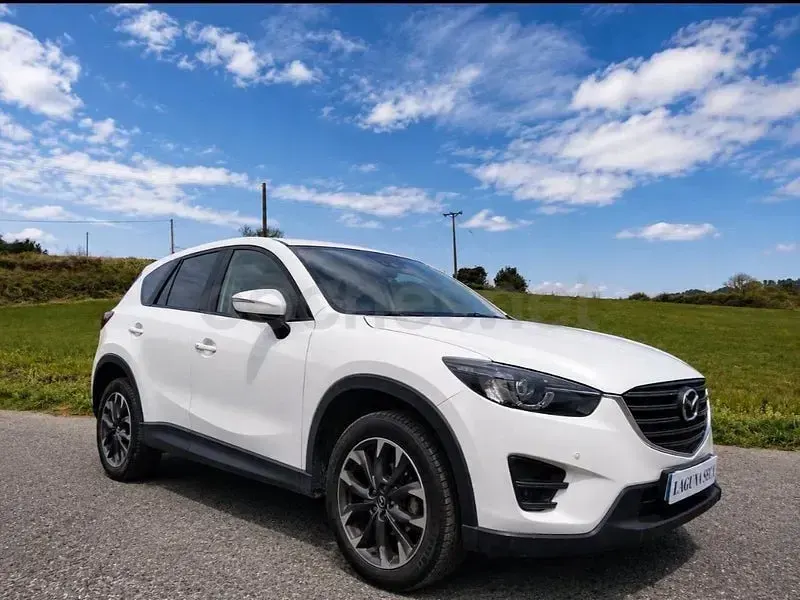 Usado Mazda CX-5 Luxury 150 CV (110 kW) 2015 Blanco SUV