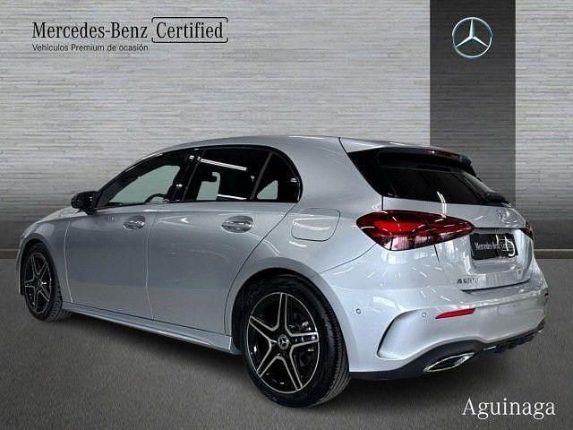 Usado Mercedes A180 116 CV (85 kW) 2025 Plata hightech
