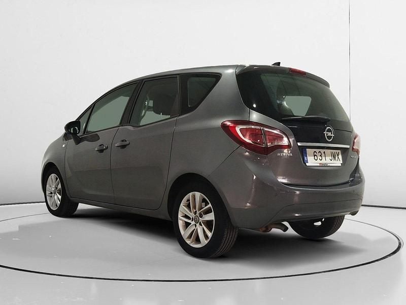 Usado Opel Meriva Selective 111 CV (81 kW) 2016 Gris Monovolumen