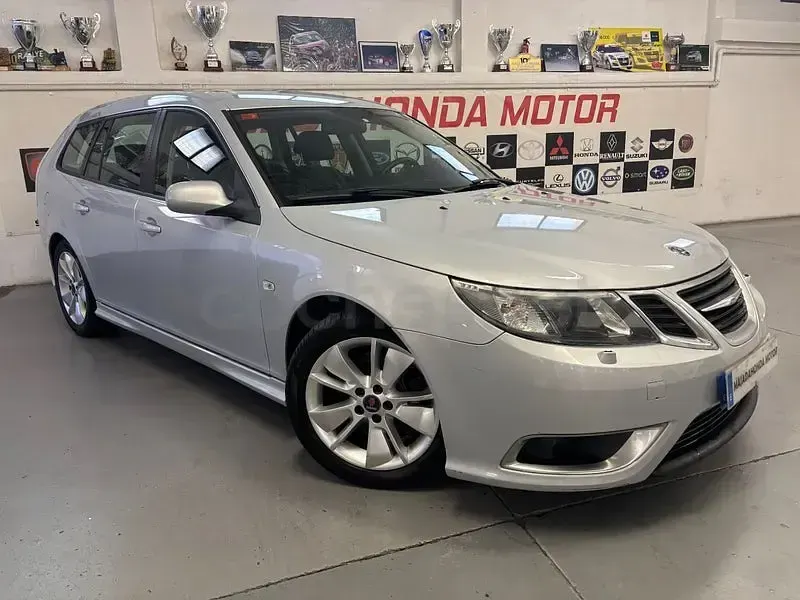Usado Saab 9-3 Aero 180 CV (132 kW) 2008 Gris / plata Utilitario