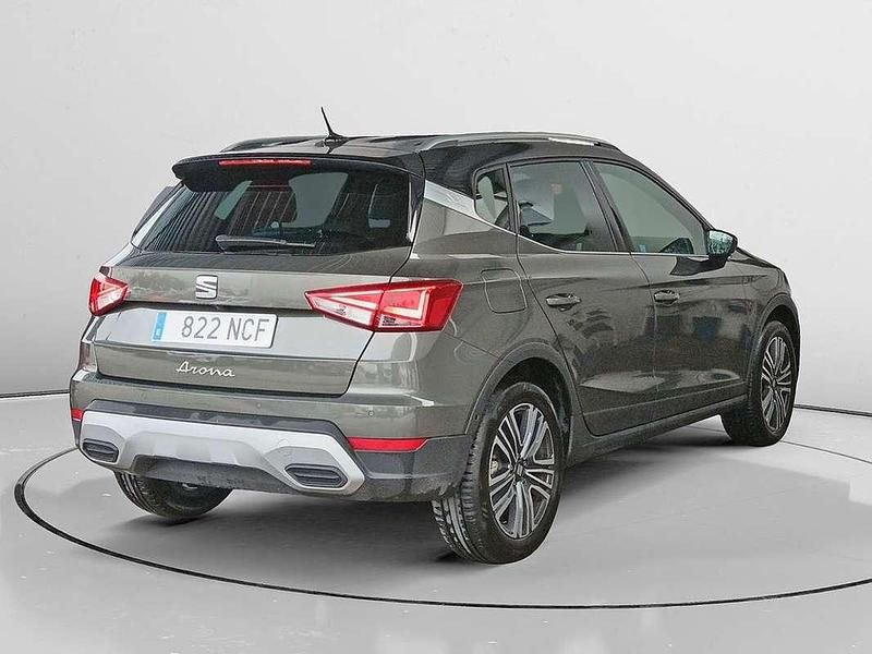 Usado Seat Arona Xperience 116 CV (85 kW) 2025 Negro SUV