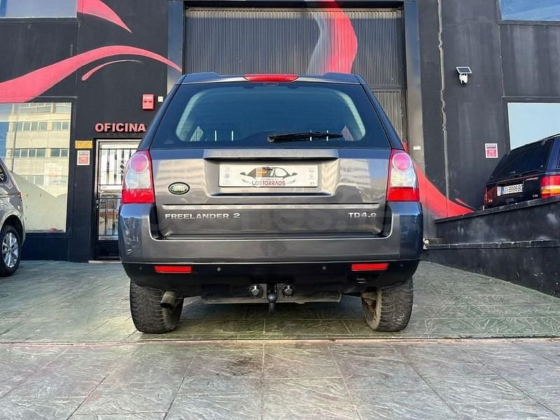 Usado Land Rover Freelander 2 150 CV (110 kW) 2010 Gris / plata SUV