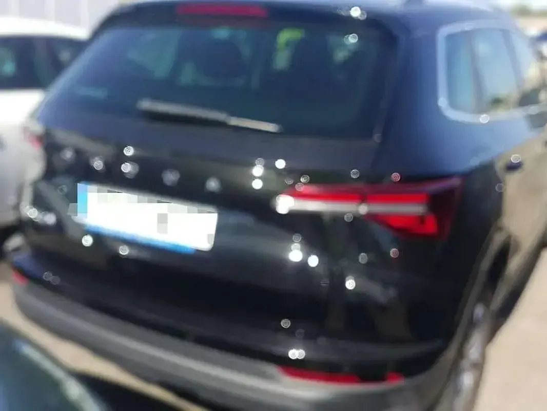 Usado Skoda Karoq Ambition 116 CV (85 kW) 2023 Negro SUV