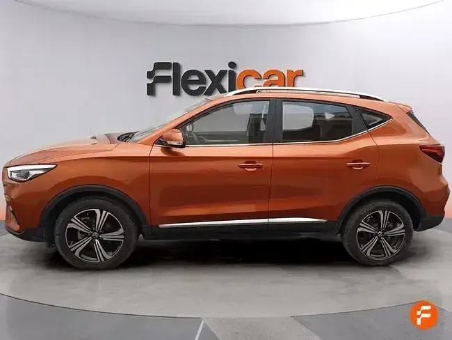 Usado MG ZS Comfort 116 HP (85 kW) 2025 Laranja SUV
