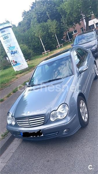 Gris / plata Usado 2006 Mercedes C220 Elegance Berlina | 6199 € (Buen precio) - Imagen 1/4