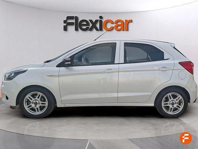 Usado Ford Ka 85 CV (62 kW) 2016 Blanco Utilitario