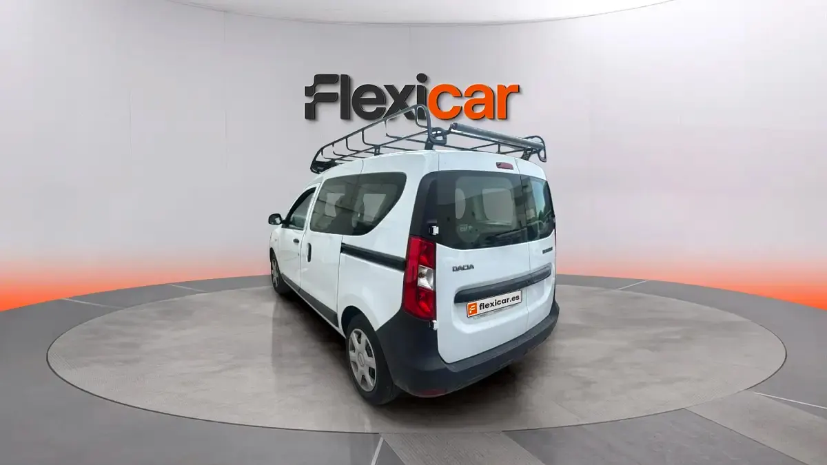 Usado Dacia Dokker Essentiel 95 HP (69 kW) 2019 Branco Monovolume