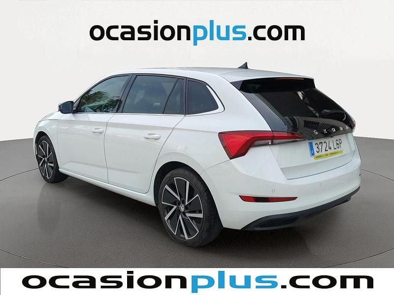 Usado Skoda Scala Sport 150 CV (110 kW) 2020 Blanco Utilitario