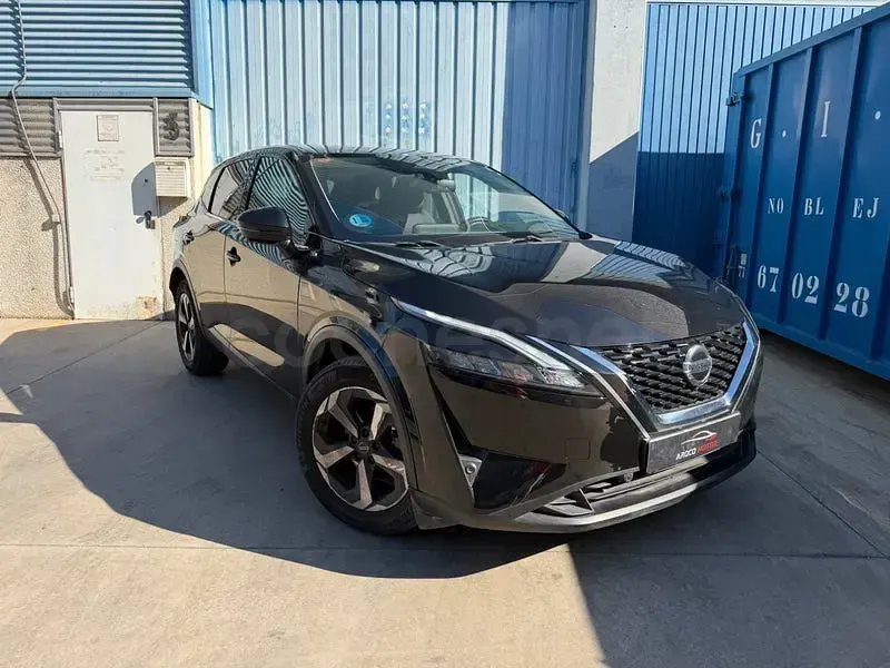 Usado Nissan Qashqai N-Connecta 140 CV (102 kW) 2022 Negro SUV