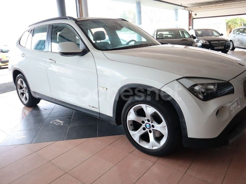 Blanco Usado 2012 BMW X1 SUV | 8500 € (Super precio) - Imagen 1/4