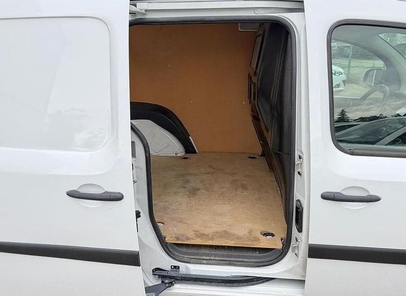 Usado Renault Kangoo 75 CV (55 kW) 2020 Blanco Monovolumen