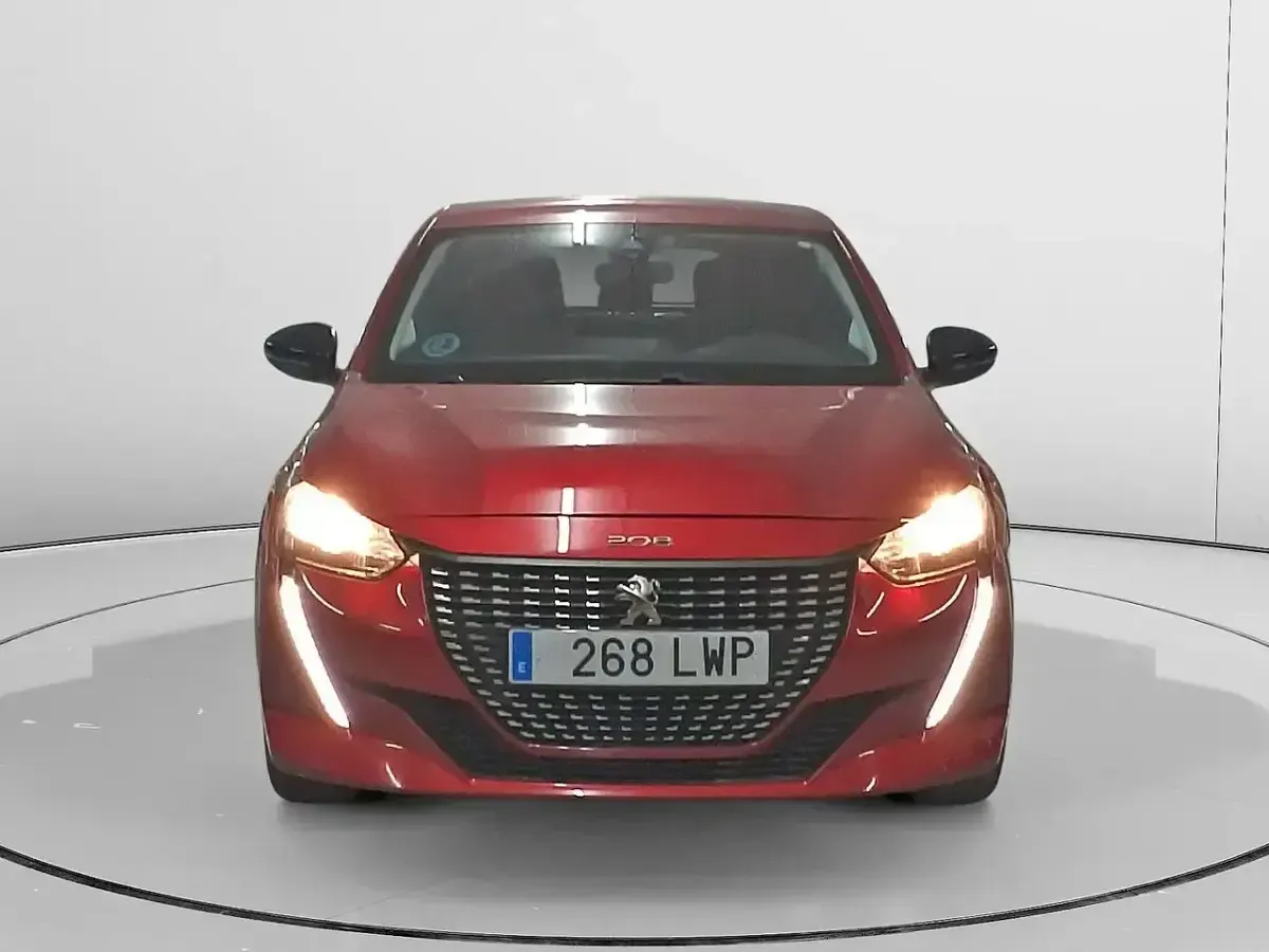 Usado Peugeot 208 Active 100 CV (73 kW) 2022 Rojo Utilitario