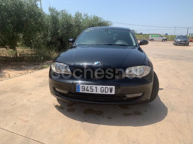 Negro Usado 2008 BMW 116 Utilitario | 5200 € (Buen precio) - Imagen 1/4