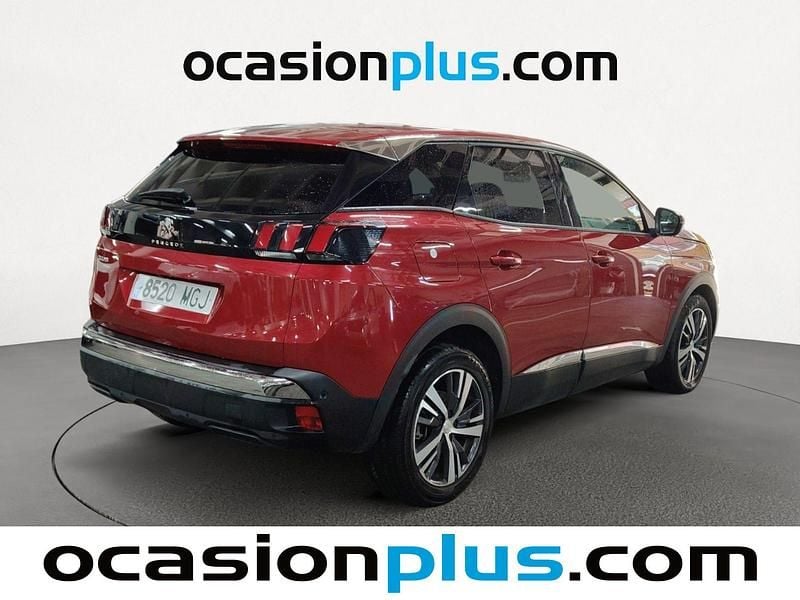 Usado Peugeot 3008 Allure 131 CV (96 kW) 2023 Rojo SUV