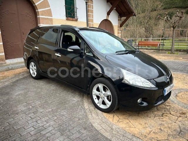 Usado Mitsubishi Grandis Intense 136 CV (100 kW) 2008 Negro Monovolumen