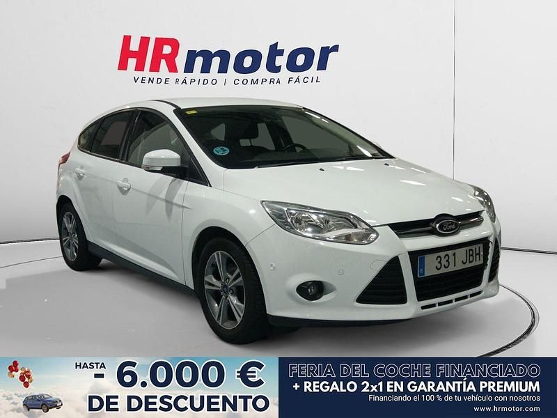 Blanco Usado 2014 Ford Focus Berlina | 8390 € (Precio justo) - Imagen 1/4