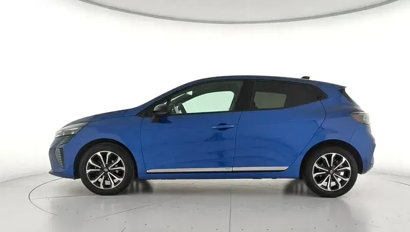 Usado Renault Clio V Techno 100 CV (73 kW) 2025 Azul Berlina