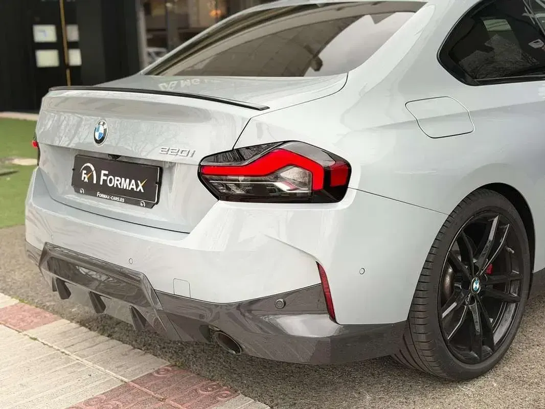 Usado BMW 220 Comfort Edition 184 CV (135 kW) 2023 Gris Coupe