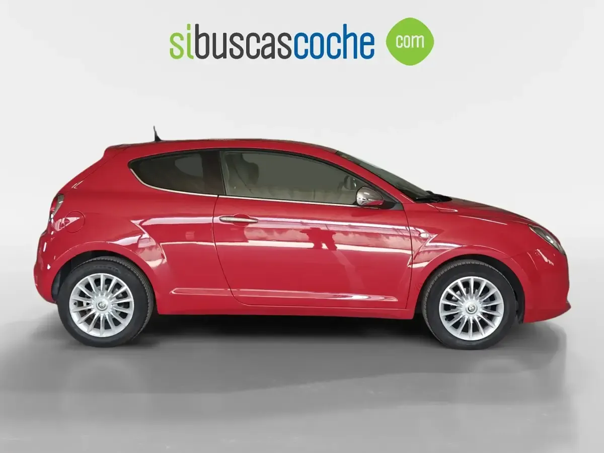 Usado Alfa Romeo MiTo 69 CV (50 kW) 2016 Rojo Utilitario