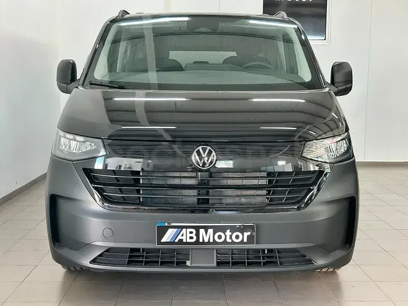 Nuevo VW Caravelle 150 CV (110 kW) 2026 Negro Van